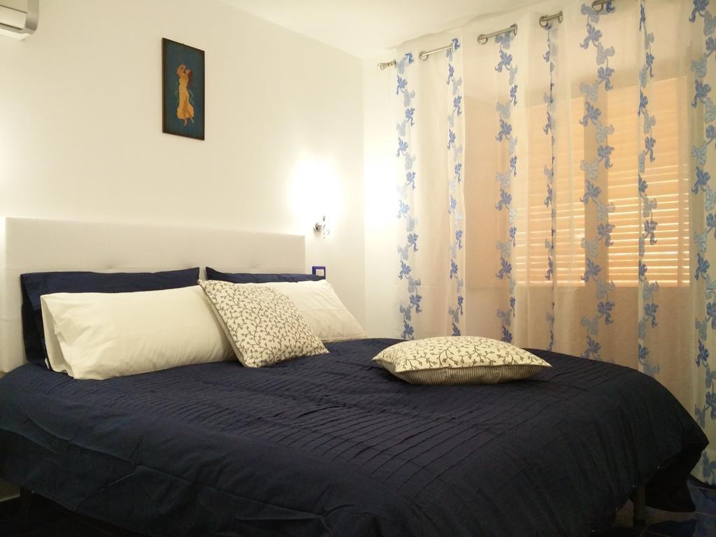 Sedil Dominova Apartment Сорренто Екстер'єр фото